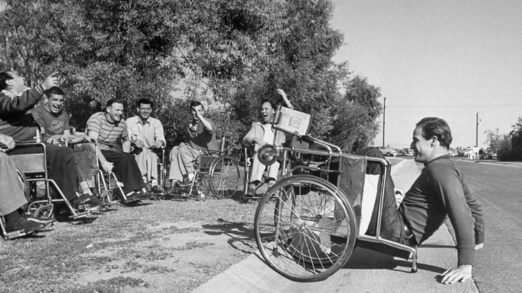 দ্য ম্যান সিনেমার জন্য মেথড অ্যাক্টিংয়ের মাধ্যমে নিজেকে মানিয়ে নিচ্ছেন ব্র্যান্ডো। সংগৃহীত ছবি