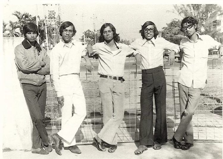 ‘আন্ডারগ্রাউন্ড পিস লাভারস’ ব্যান্ডের সদস্যরা। ফেসবুকে ব্যান্ডের পেজ থেকে নেওয়া ছবি