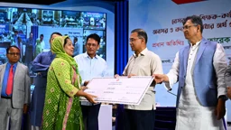 পেনশনের জন্য শিক্ষকদের আর অফিসে অফিসে ঘুরতে হবে না: প্রধানমন্ত্রী