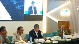 সহায়তা নয়, প্রত্যাবাসন রোহিঙ্গাদের একমাত্র পথ: স্বরাষ্ট্রমন্ত্রী