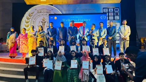 নিলস-এলইবি মডেল আইনসভার পুরস্কার বিতরণী সম্পন্ন। স্ট্রিম ছবি