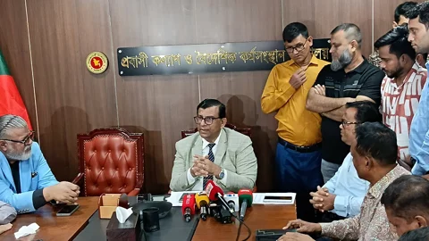 মালয়েশিয়া শ্রমবাজার চালুর বিষয়ে ওই দেশের সরকারের কাছ থেকে কোনো ইন্সট্রাকশন এখনো পাওয়া যায়নি। ছবি: সংগৃহীত