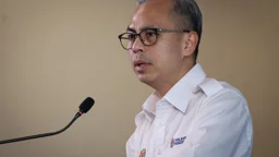 ২ লাখ বাংলাদেশি কর্মী নেওয়ার দাবি নাকচ মালয়েশিয়ার 