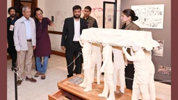 জুলাই জাদুঘর পরিদর্শনে রাষ্ট্রপতি, শহীদদের ঋণ শোধ করতে পারবে না রাষ্ট্র