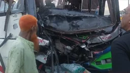 ময়মনসিংহে দুই বাসের সংঘর্ষে ৩ জন নিহত