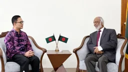 মালয়েশিয়ার সঙ্গে সম্পর্ক নতুন উচ্চতায় নিতে চায় সরকার: এলজিআরডি মন্ত্রী