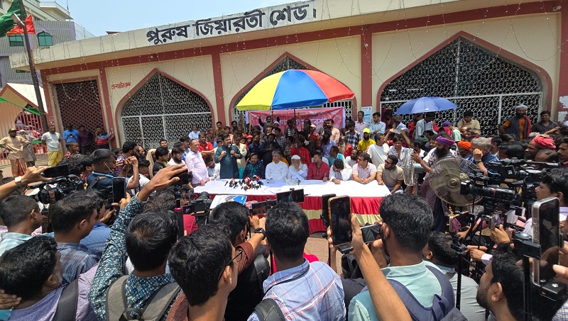 মাজারে হামলার ফ্যাক্ট ফাইন্ডিং রিপোর্ট চাইলেন সারোয়ার তুষার