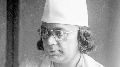 কাজী নজরুল ইসলাম। ছবি: সংগৃহীত