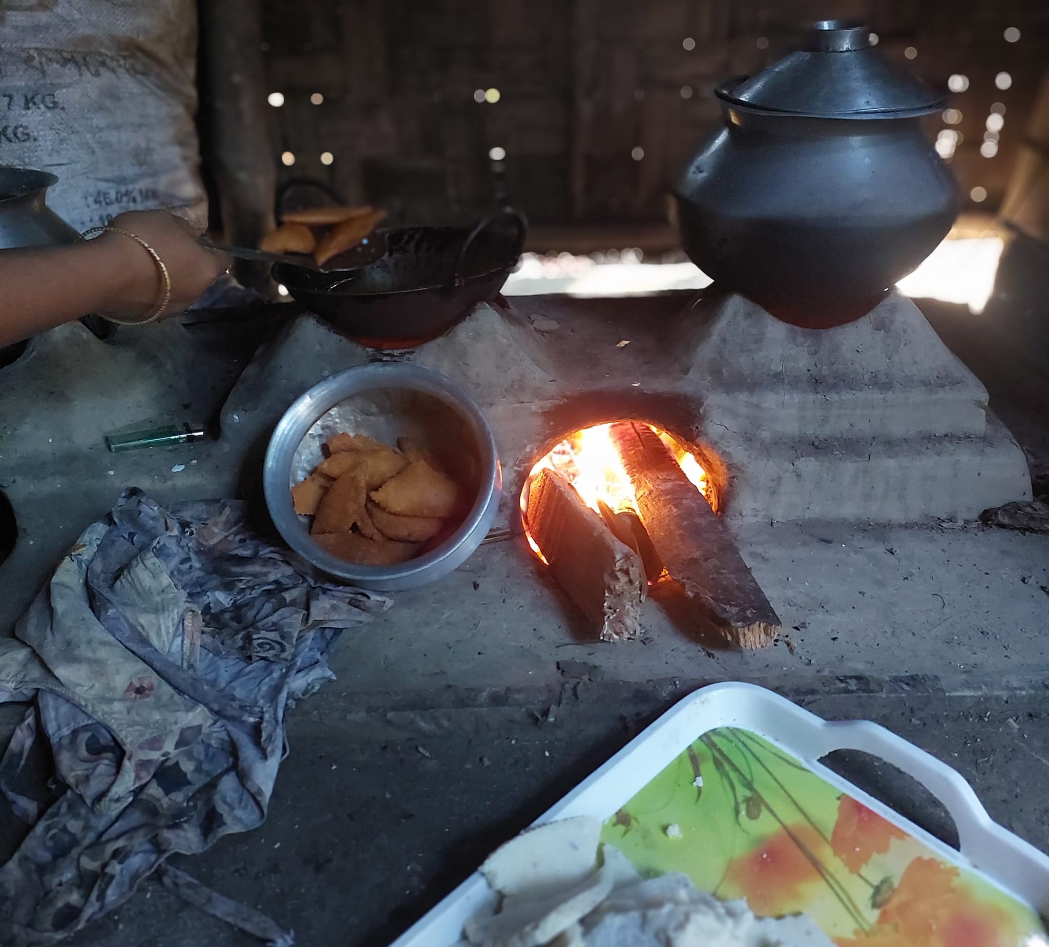 শীত মানেই পিঠার আমেজ। ছবি: সংগৃহীত