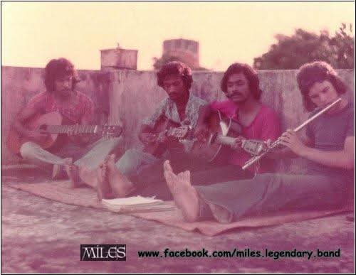 শাফিন আহমেদের প্রথম ব্যান্ড ‘ব্যারাক’ (১৯৭৮)। ছবি: মাইলসের ফেসবুক পেজ থেকে