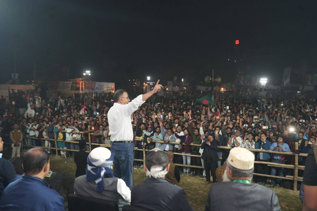 ষড়যন্ত্র রুখতে ভোটকেন্দ্রের সামনে ফজর নামাজ পড়ার আহ্বান তারেক রহমানের