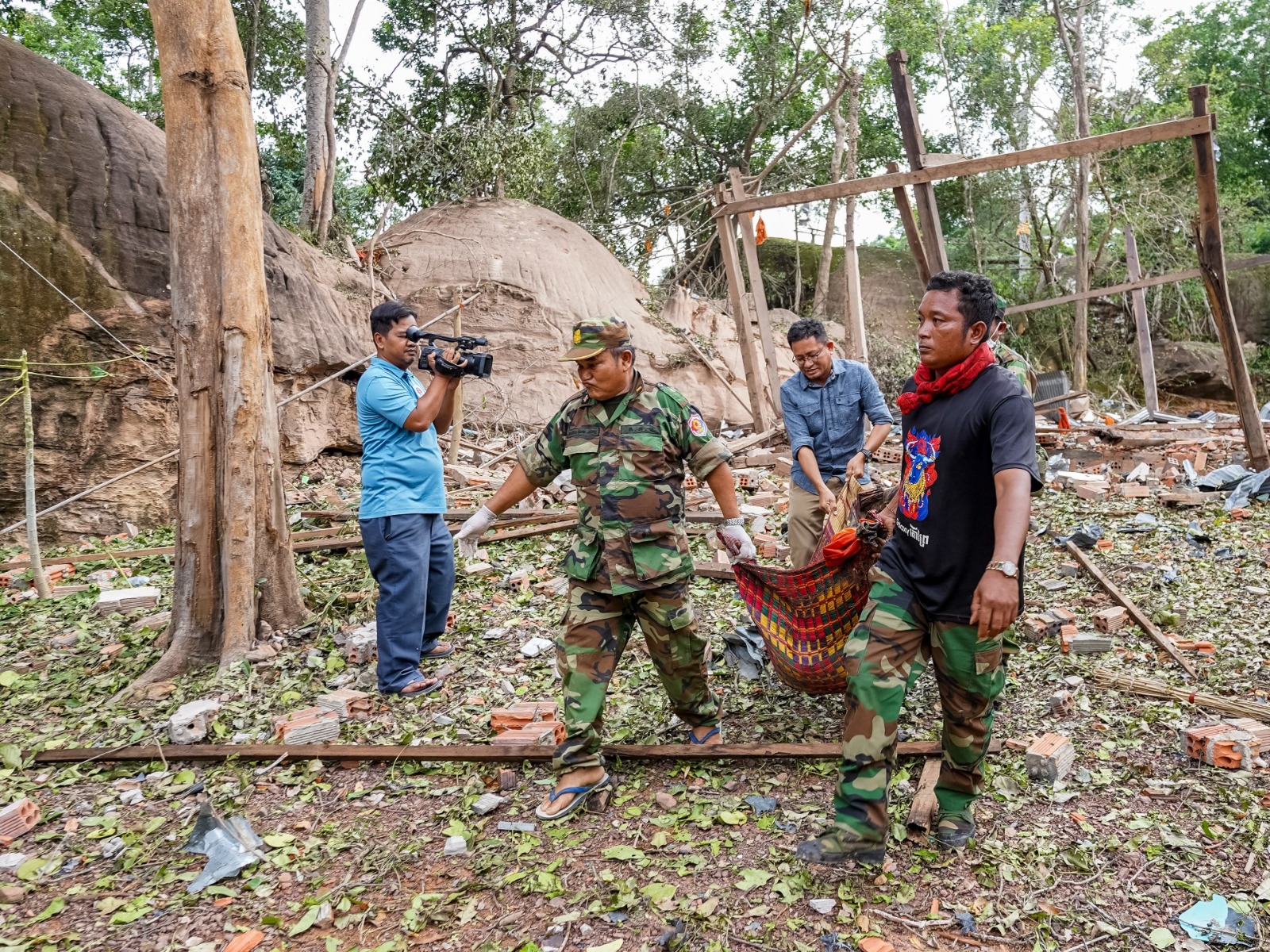 থাইল্যান্ড-কম্বোডিয়া সীমান্ত সংঘাত: নিহত বেড়ে ৩২