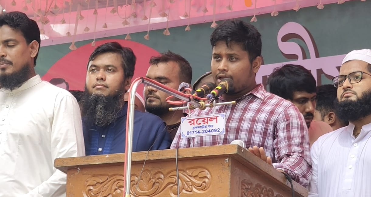 মাইলস্টোনের ঘটনাকে পুঁজি করে আওয়ামী লীগ আবার পুনর্গঠিত হচ্ছে: হাসনাত আবদুল্লাহ