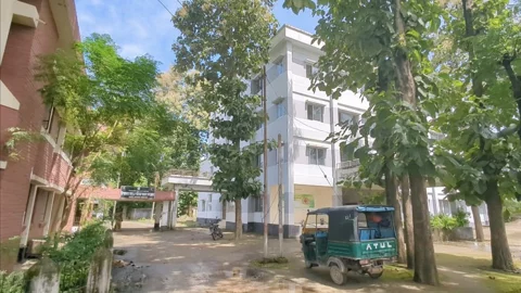 বান্দরবানের রেমাক্রী ইউনিয়নের বড় মদক গ্রামে ডায়রিয়ার প্রাদুর্ভাব দেখা দিয়েছে। ছবি: সংগৃহীত