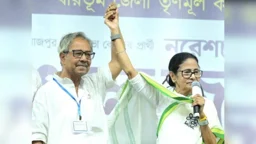 তৃণমূল কার্যালয়ে মমতার ঘনিষ্ঠ সহযোগী আশিসের ঝুলন্ত লাশ
