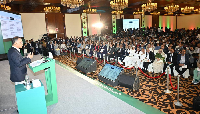 ২০৩৪ সালের মধ্যে ট্রিলিয়ন ডলারের অর্থনীতি গড়তে চায় বিএনপি