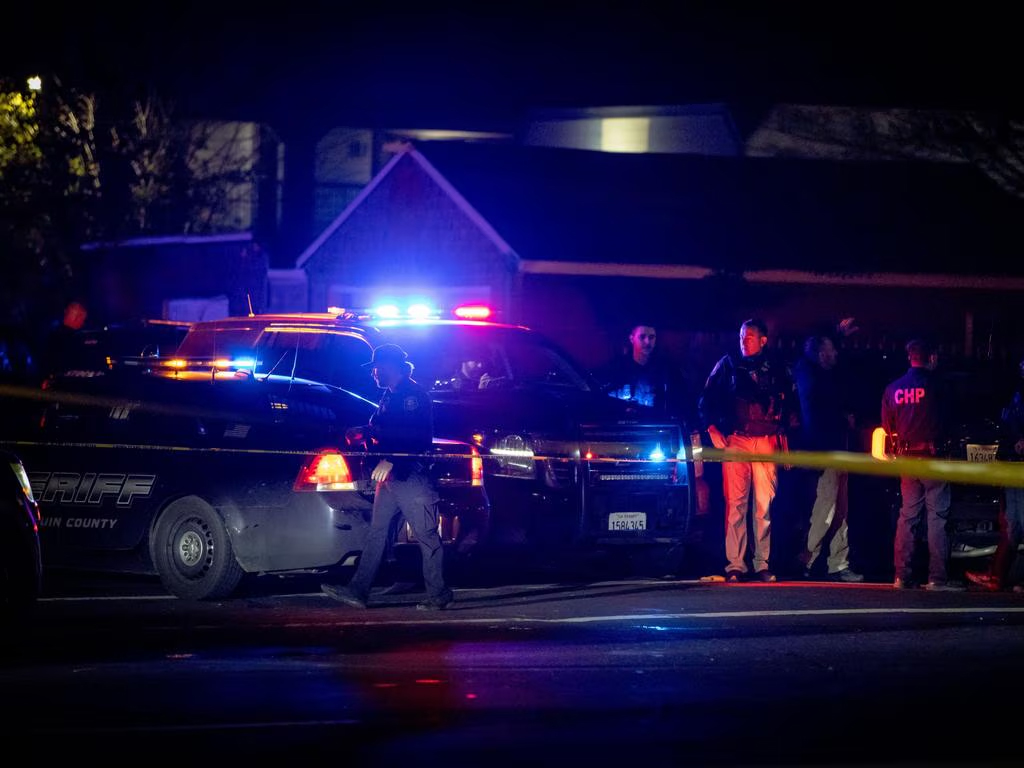 জন লেননের ‘ইমাজিন’ কোন পৃথিবীর স্বপ্ন দেখায়, কেন গানটি আজও প্রাসঙ্গিক