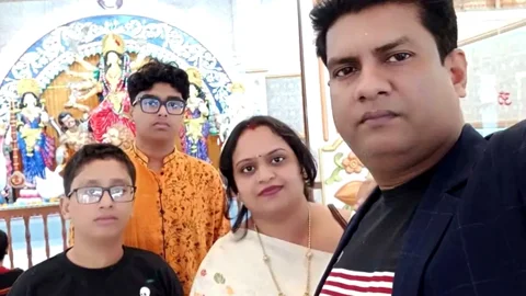 চাঁদপুরে সপরিবারে ‘নিখোঁজ’ স্বর্ণ ব্যবসায়ী পিন্টু দাস। সংগৃহীত ছবি