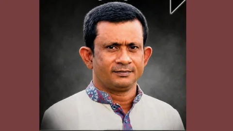 মিরসরাই পৌরসভার ওয়ার্ড আওয়ামী লীগ নেতা নুরুল ইসলাম। সংগৃহীত ছবি