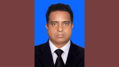 টেকনাফ আবহাওয়া পর্যবেক্ষণাগারের সহকারী আবহাওয়াবিদ খন্দকার শফিউল আলম। সংগৃহীত ছবি
