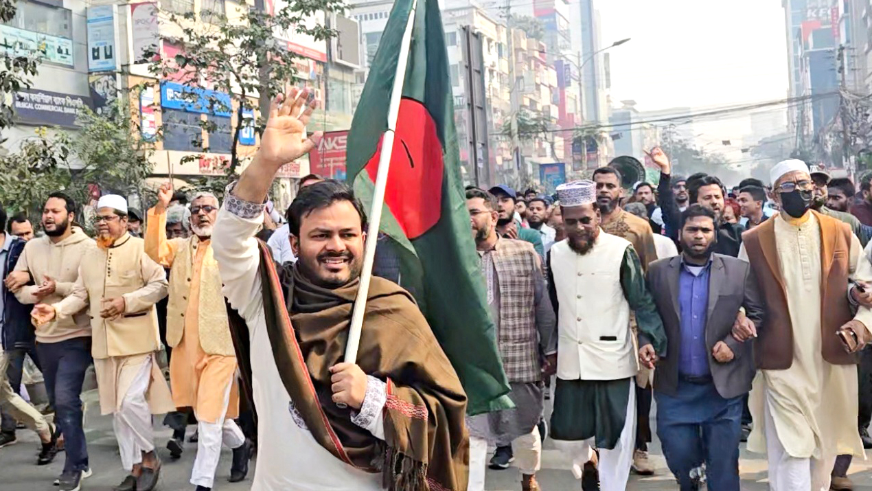 রাজনৈতিক পরিচয়ে চাঁদাবাজি রুখে দেওয়ার অঙ্গীকার আরিফুলের