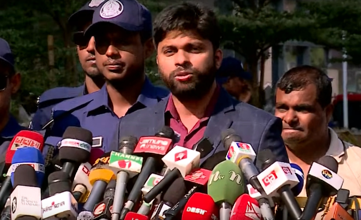 হাদির শারীরিক অবস্থা সংকটাপন্ন ও অপরিবর্তিত: চিকিৎসক