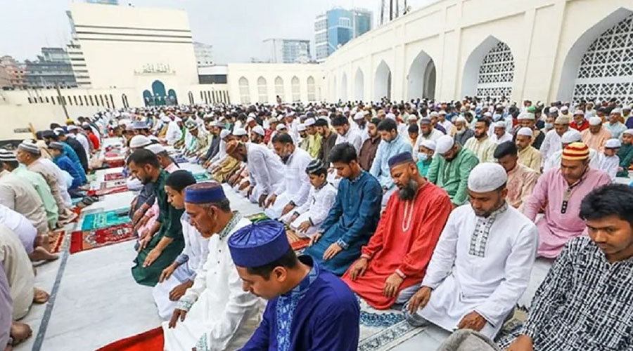 বায়তুল মোকাররমে ঈদের জামাত। ছবি: সংগৃহীত