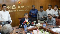 যানজট নিরসনে ১৫ দিন পরপর সমন্বয় সভা: স্বরাষ্ট্রমন্ত্রী