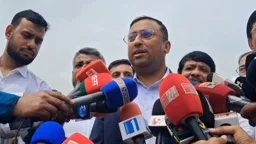 জাতীয় স্বার্থের ভিত্তিতে ভারত সফর উপযুক্ত সময়ে: হুমায়ুন কবির