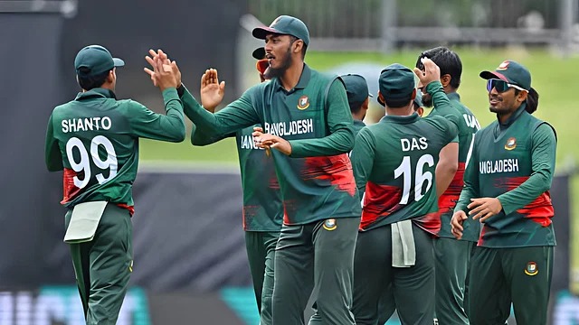 ক্রিকেটে অদ্ভূত সব নিয়ম নিয়ে আসছে টেস্ট টোয়েন্টি