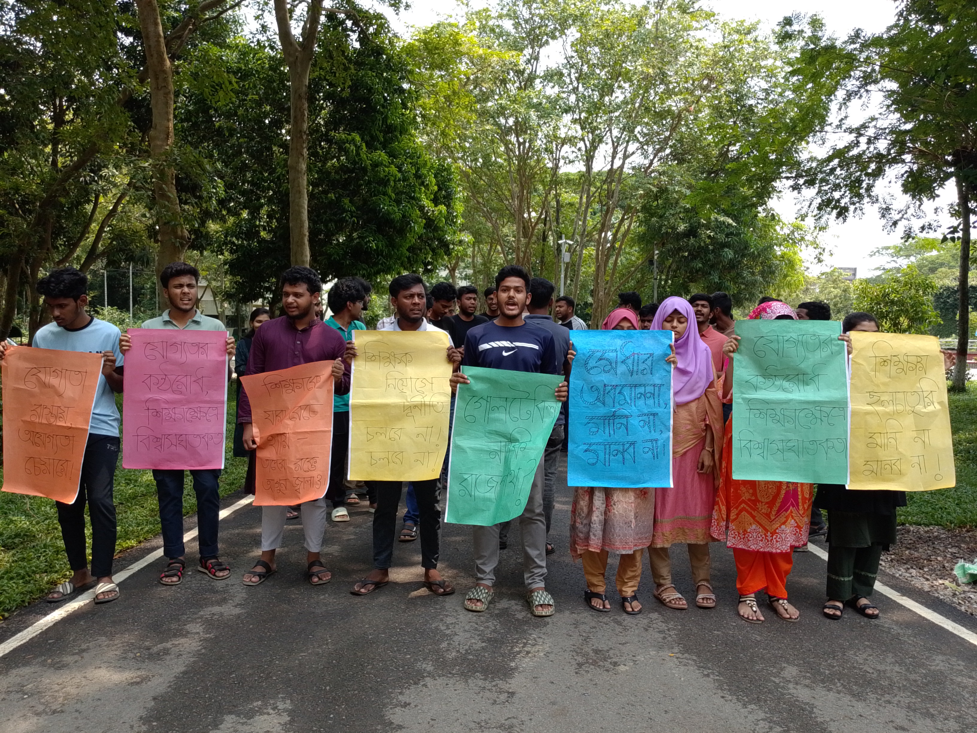 আমি শপথ গ্রহণে প্রস্তুত: ইশরাক হোসেন