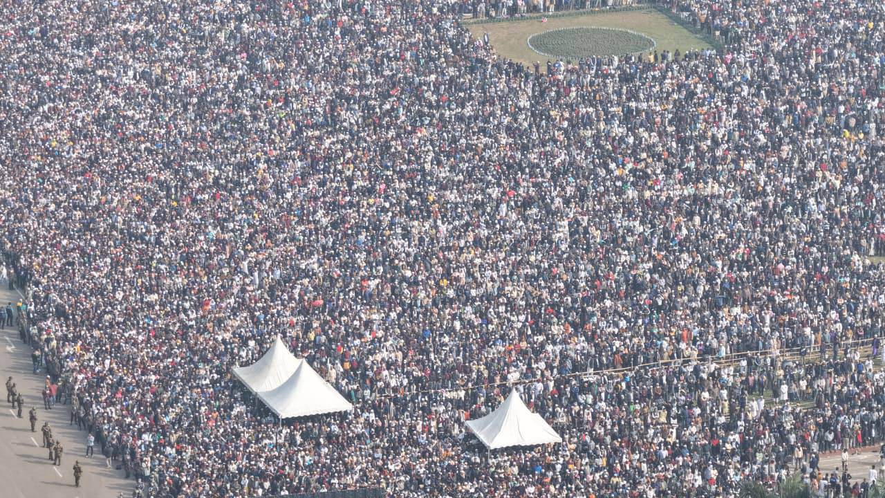 খালেদা জিয়ার জানাজায় উপস্থিতি যেন জনসমুদ্র