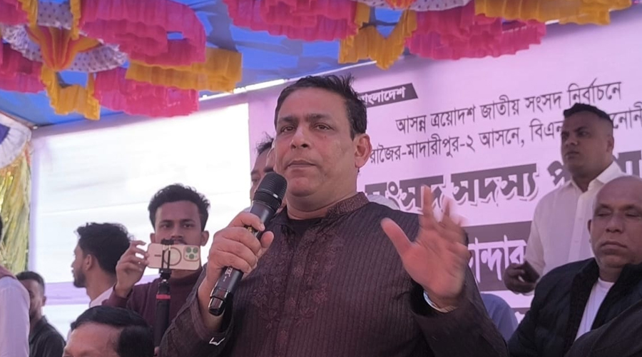 ‘টিকিট শেষ, এখন বিকাশে ভাড়া দিচ্ছে একটি দল’