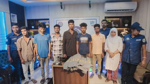 মাগুরায় নারীকে অপহরণ চেষ্টা, ৭ ভুয়া সিআইডি আটক 