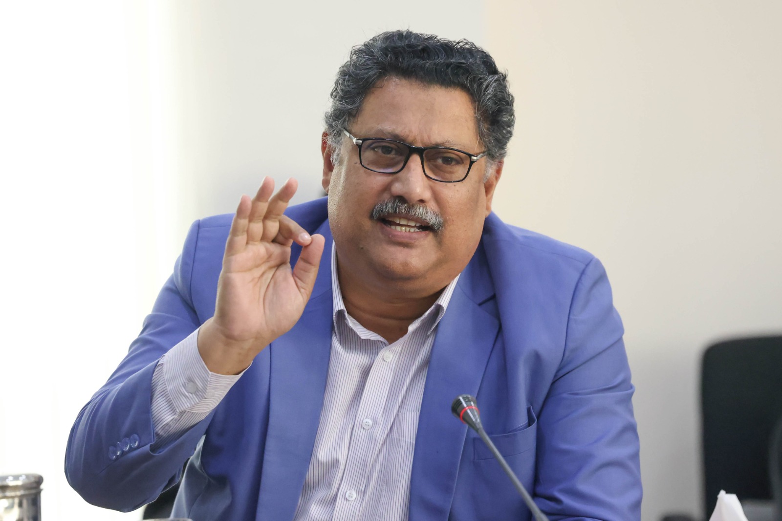 উপকূলে দীর্ঘমেয়াদী জলবায়ু সহিষ্ণু ব্যবস্থার দিকে নজর দিতে হবে