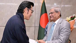ঢাকায় ভুটান রাজার যাত্রাবিরতি, স্বাগত জানালেন রাষ্ট্রপতি