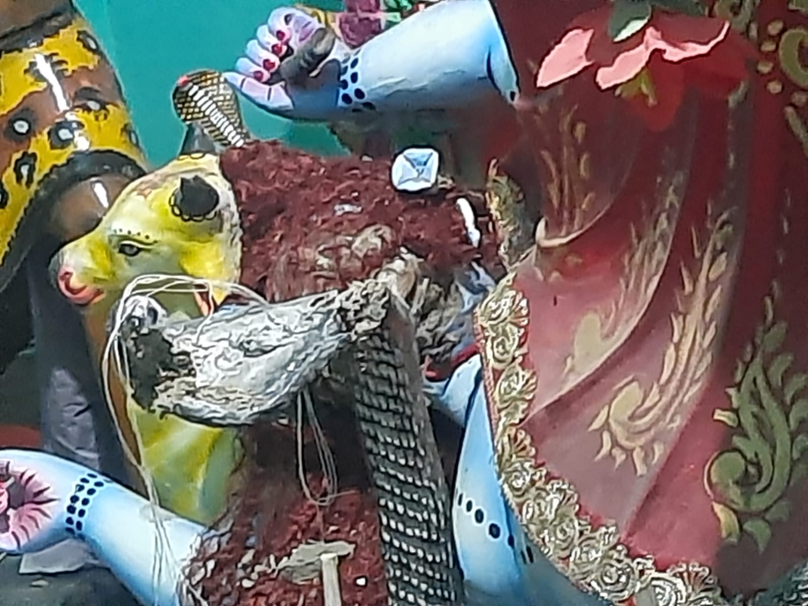 পাংশার হাটবনগ্রাম-বারোপল্লী কালীমন্দিরে প্রতিমা ভাঙচুর। সংগৃহীত ছবি