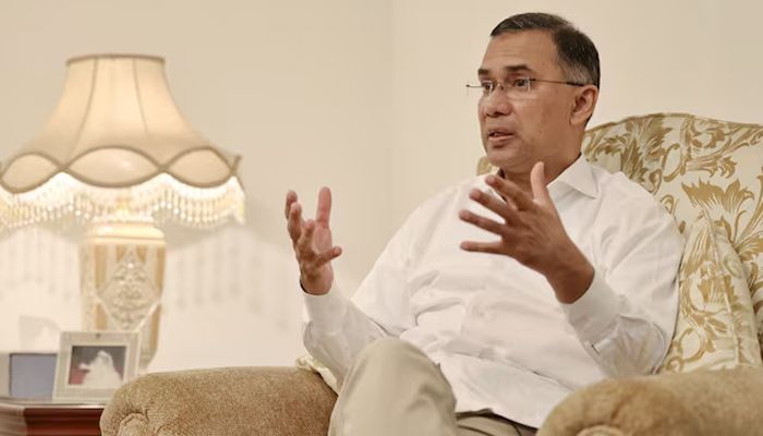 জাতীয় সরকার নয়, এককভাবেই ক্ষমতায় যাবে বিএনপি: রয়টার্সকে তারেক রহমান