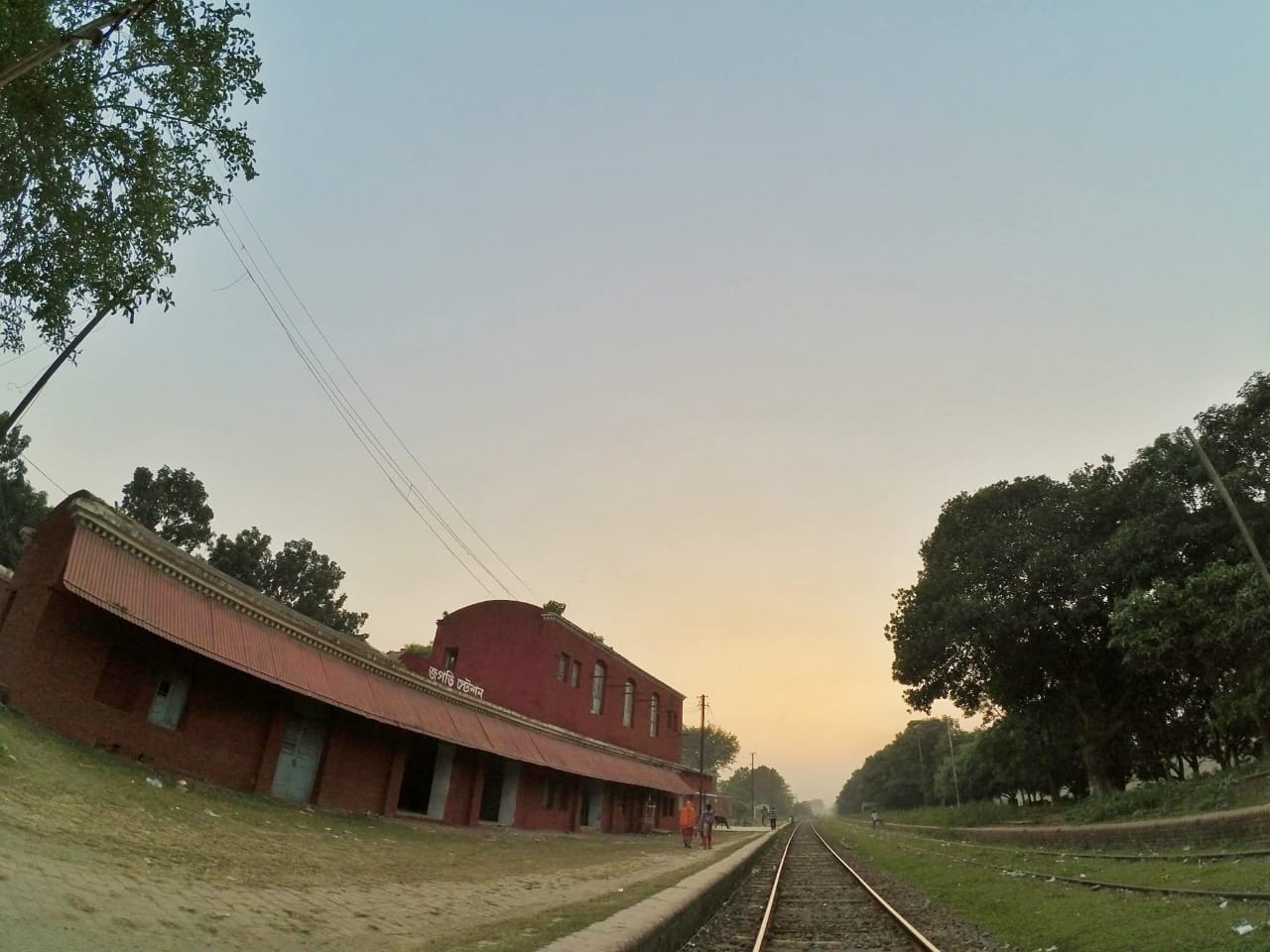 জগতি রেলস্টেশন । ছবি: গৌতম কে শুভ