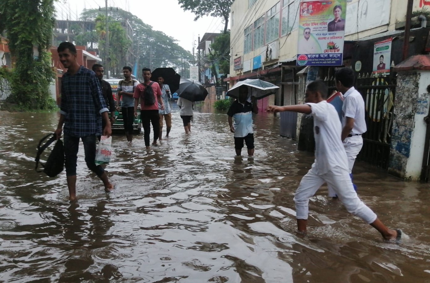 বাড়ছে মুহুরীর পানি, নোয়াখালীতে বন্যার শঙ্কা