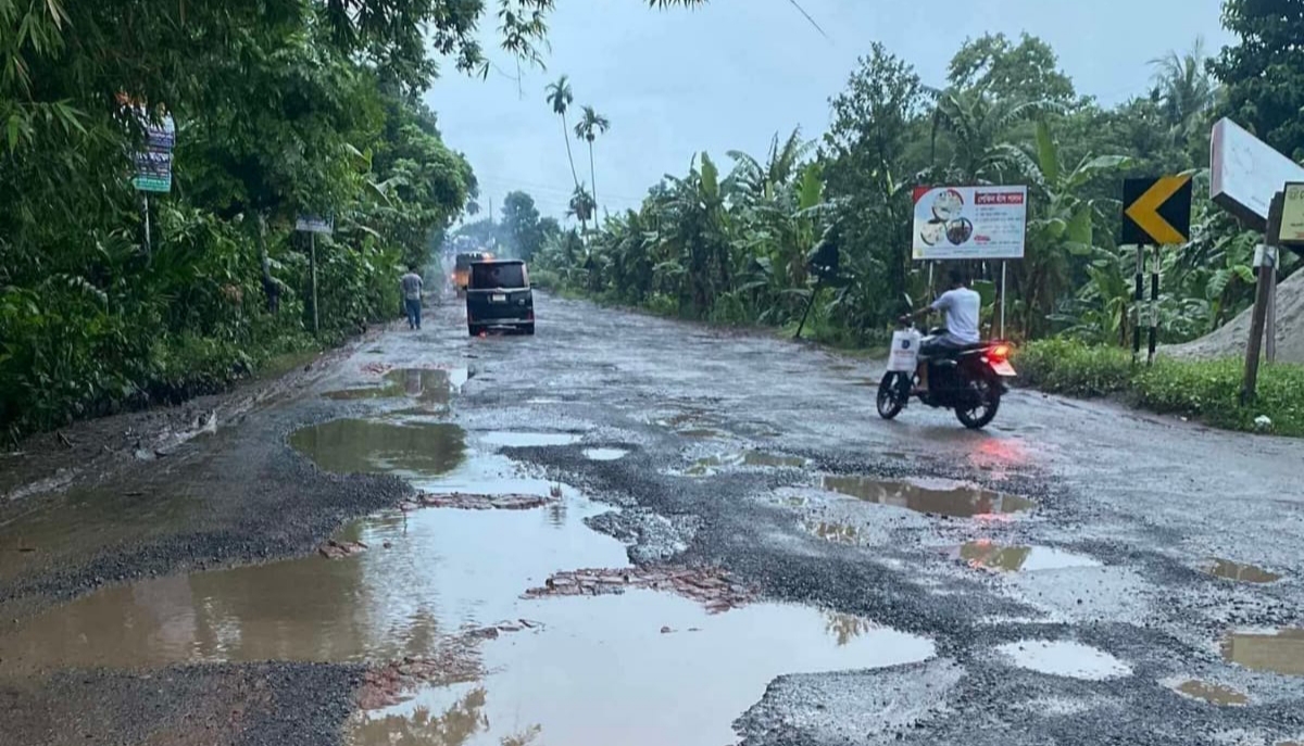 নোয়াখালীতে বৃষ্টির পানি নামছে ধীরগতিতে। স্ট্রিম ছবি