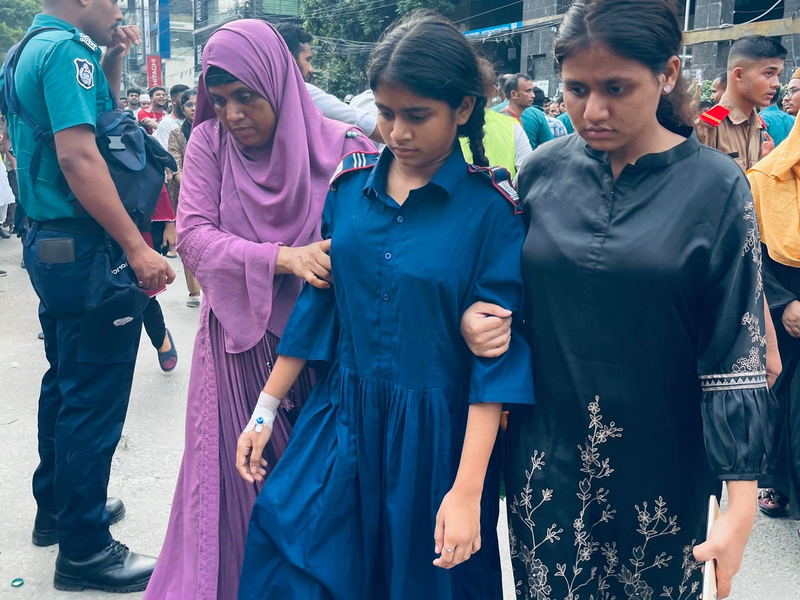 মাইলস্টোন ট্র‍্যাজেডি: অশ্রুসজল সোমবারের ঘটনাপ্রবাহ
