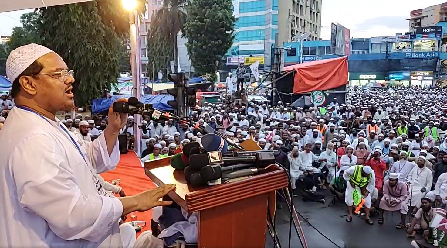 ইসলামি শক্তির ঐক্যের বিরুদ্ধে ষড়যন্ত্র চলছে