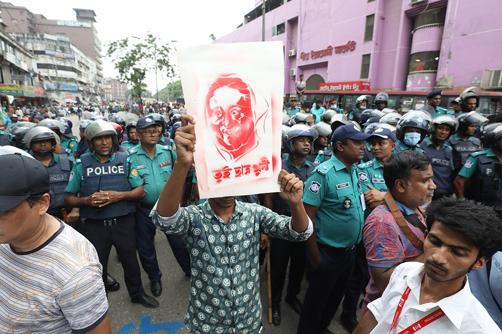 ৭ দিনের ব্যবধানে ডাকসু, জাকসু ও রাকসু নির্বাচন