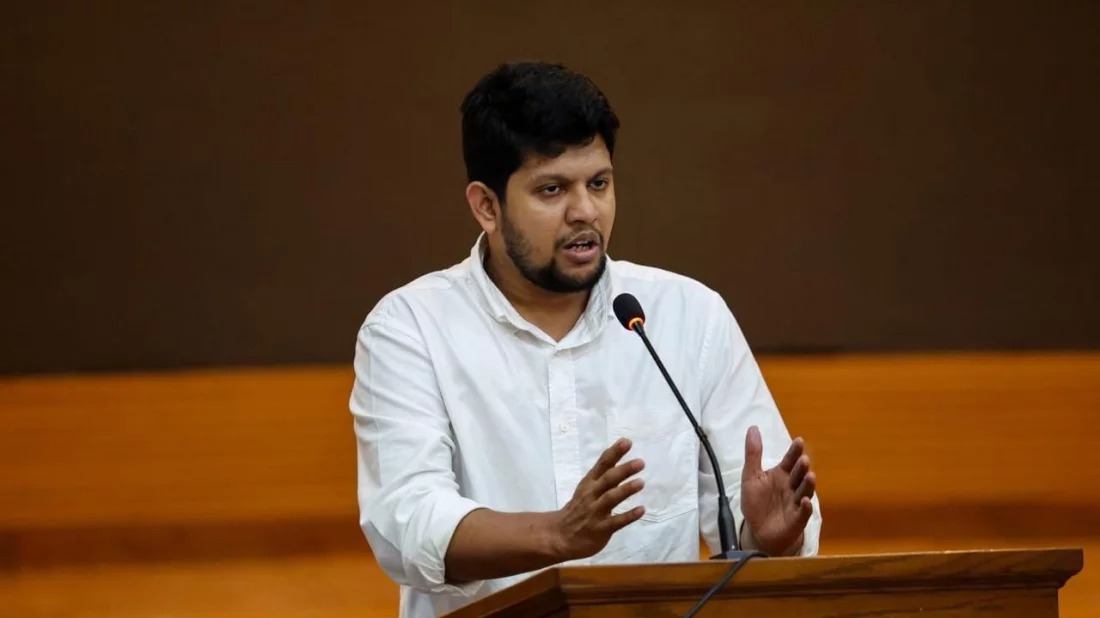 এক-এগারোর পদধ্বনি শোনা যাচ্ছে: মাহফুজ আলম
