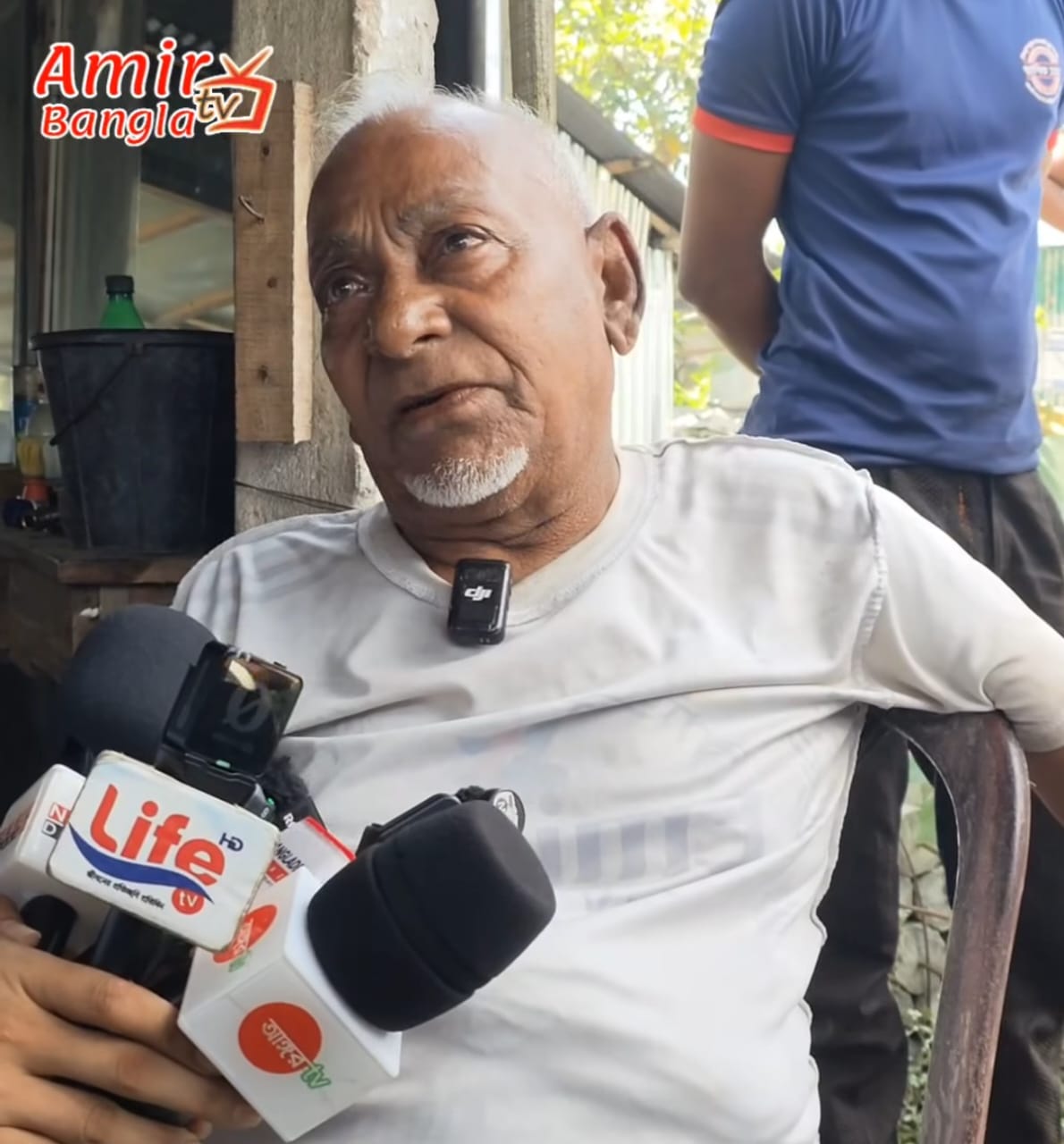 রিপন মিয়ার প্রতিবেশি। ছবি: ভিডিও থেকে