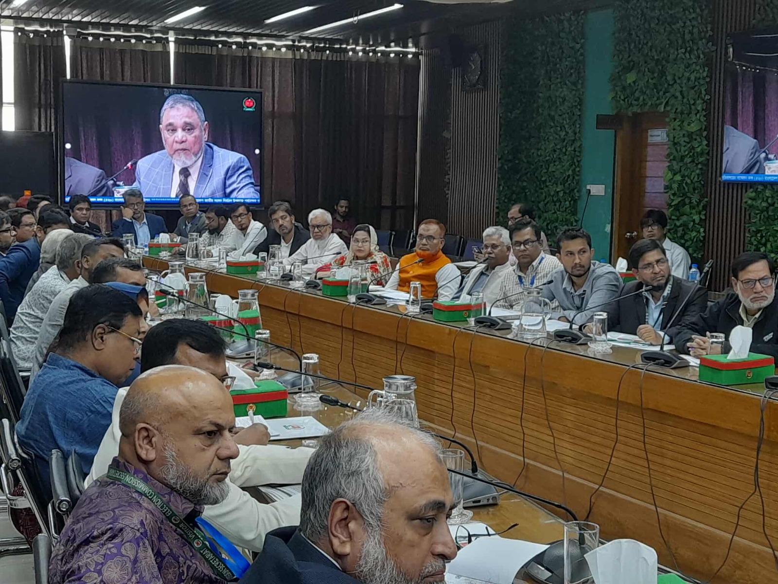 ‘সবাই মিলে সুন্দর নির্বাচন করব’, বিজিবির নির্বাচনী প্রস্তুতি পরিদর্শনে এসে সিইসি