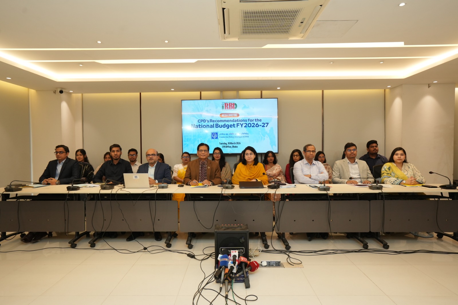 জ্বালানি নিরাপত্তা নিশ্চিতে দেশীয় উৎসে গুরুত্বের সুপারিশ সিপিডির