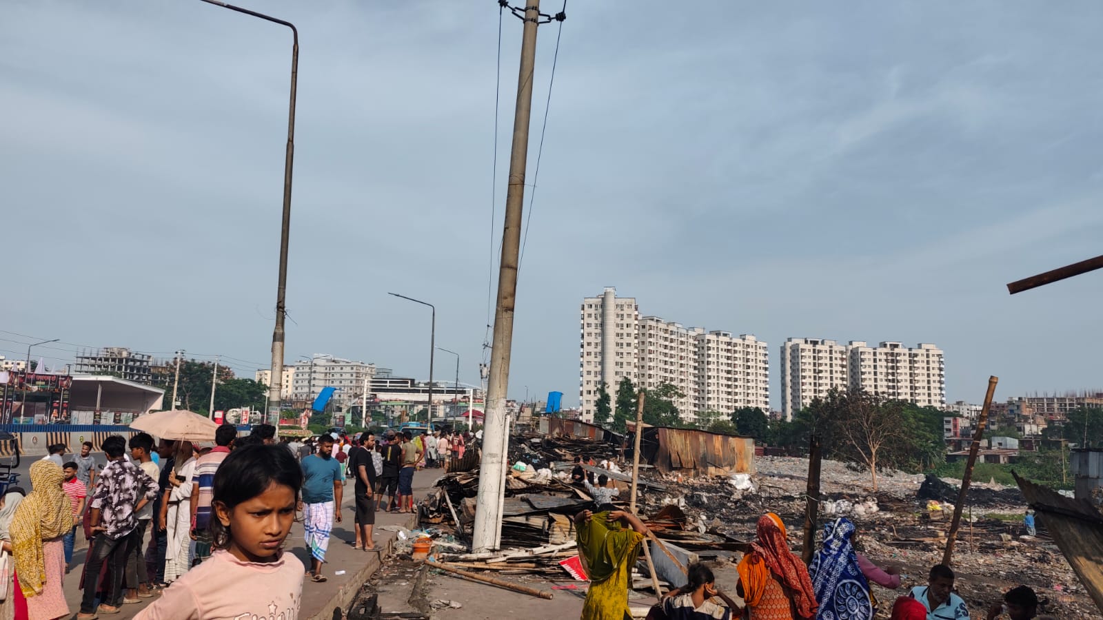 ঈদ নেই কালশীর আগুনে নিঃস্ব ২০০ পরিবারের