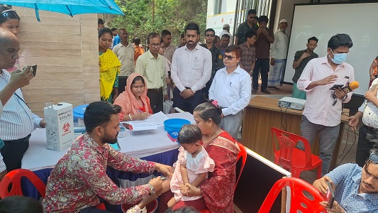 হাম-রুবেলা প্রতিরোধে জরুরি টিকাদান কর্মসূচির উদ্বোধন। ছবি: সংগৃহীত